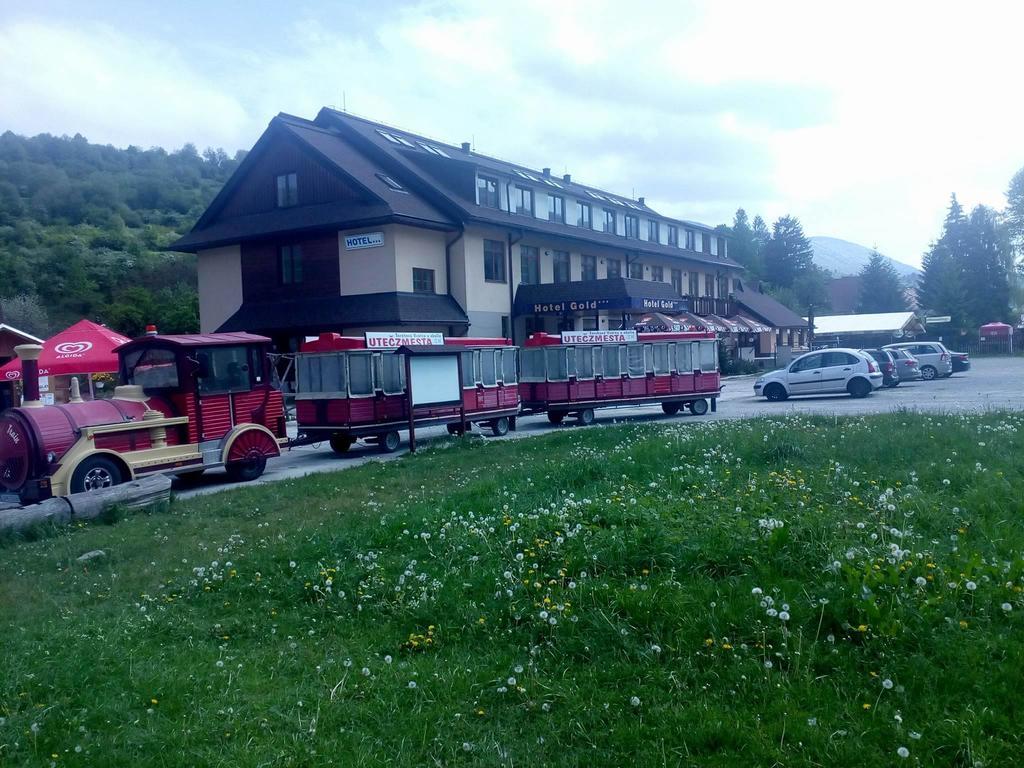 Hotel Gold Terchova Bagian luar foto